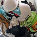 471px-Cluttered_lingerie_drawer